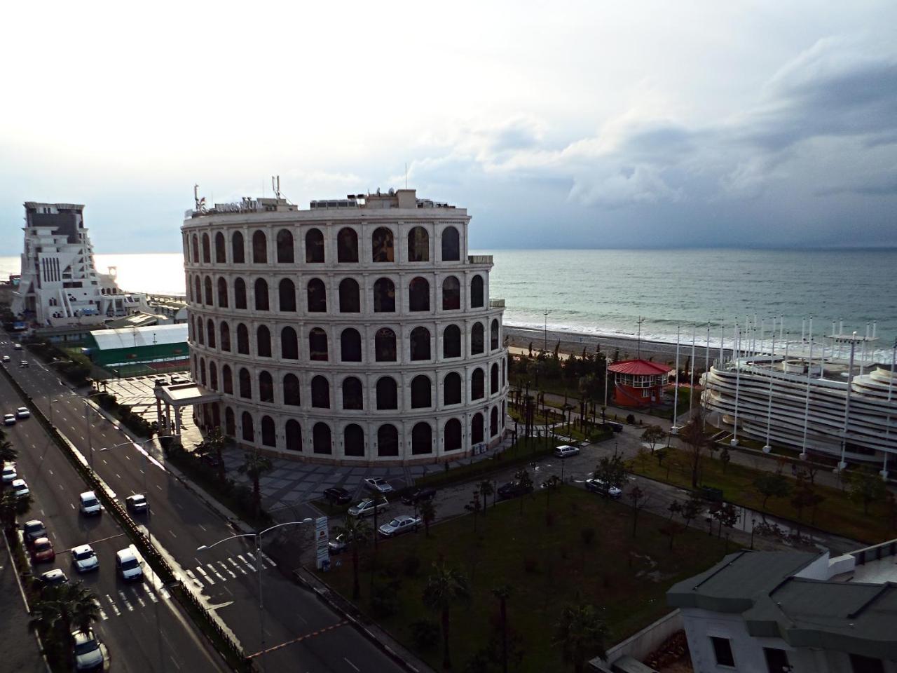 Sea View Rock Hotel Batumi Exterior photo